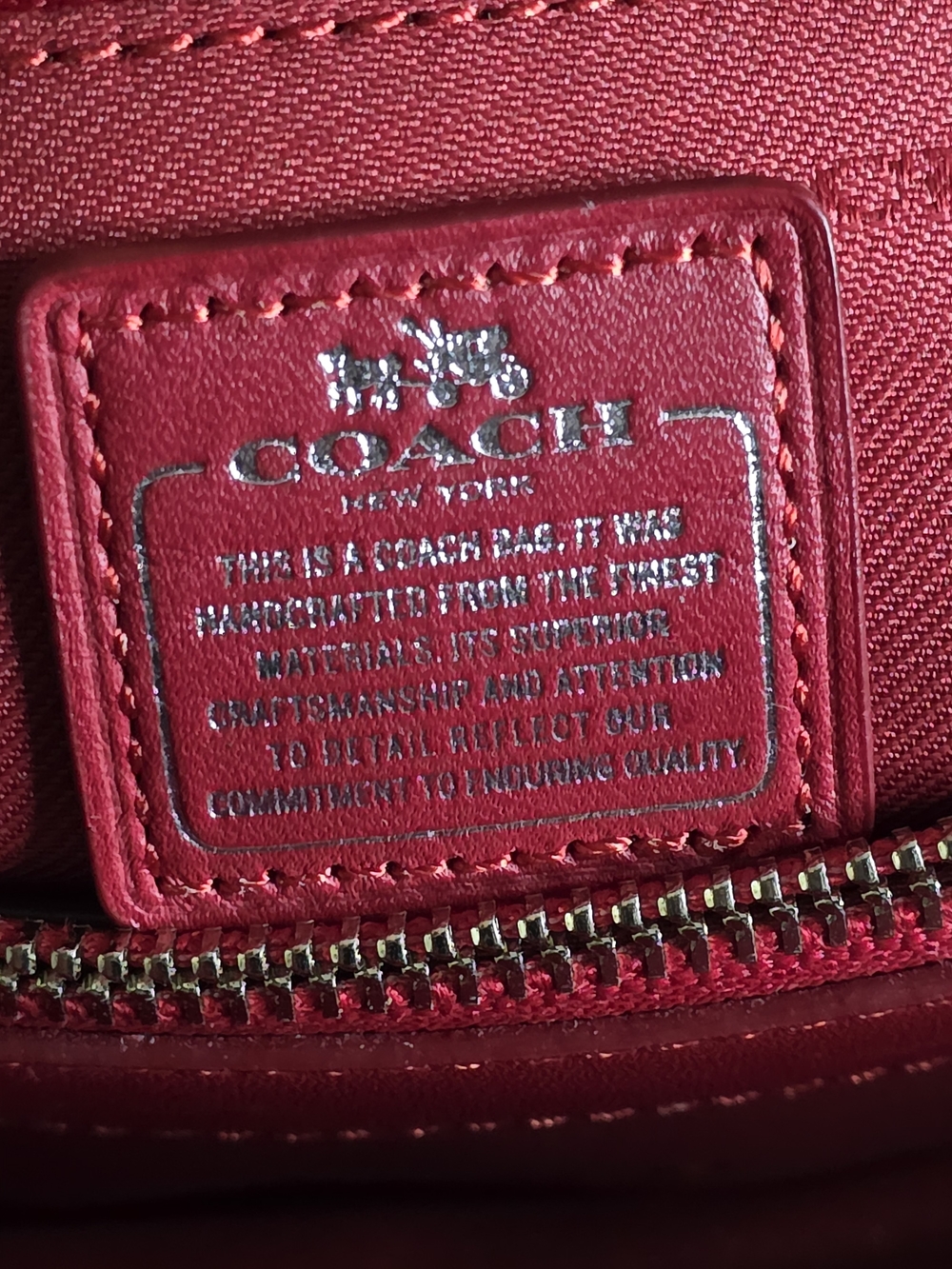 Authentic Coach Red Swagger Caryall With Dustbag & Cards - Picture 15 of 16